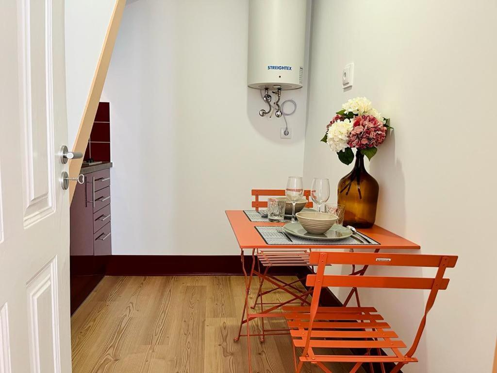 Casa Rosa Com Ac Apartment Coimbra Exterior photo